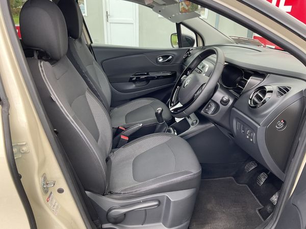 RENAULT CAPTUR 1.5 DIESEL LOW KMS SPOTLESS 368691006