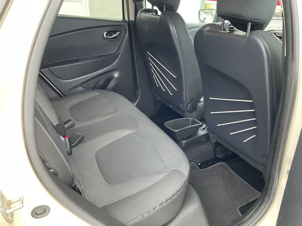 RENAULT CAPTUR 1.5 DIESEL LOW KMS SPOTLESS 368691008