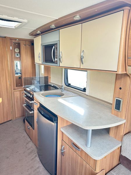 ✨STUNNING SWIFT CONQUEROR 4 BERTH SILVER SIDE ✨ 368719750