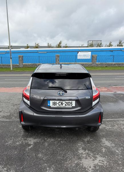 2018 Toyota Aqua 1.5 Hybrid LOW KMS 368724771