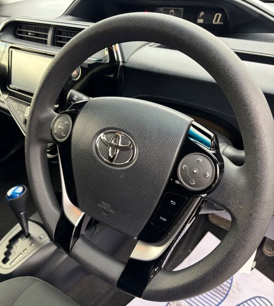 2018 Toyota Aqua 1.5 Hybrid LOW KMS 368724781