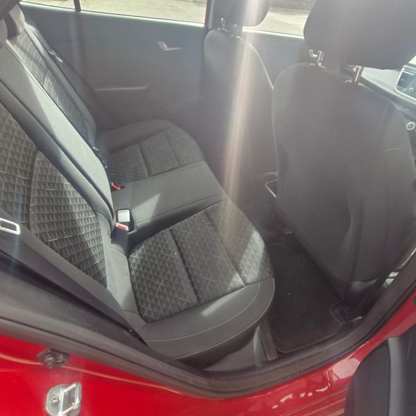 Kia Rio 2017 368724897