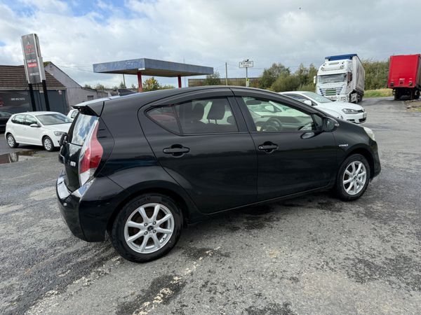 TOYOTA AQUA (2016) 1.5L PETROL HYBRID LOW MILLAGE 368727311