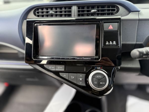 TOYOTA AQUA (2016) 1.5L PETROL HYBRID LOW MILLAGE 368727332
