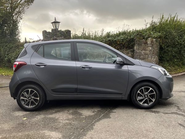 Hyundai i10 1.0 Deluxe Automatic 368735350