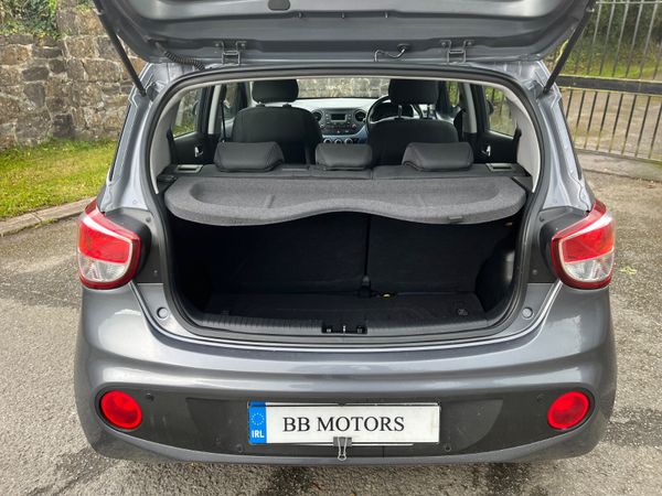 Hyundai i10 1.0 Deluxe Automatic 368735369