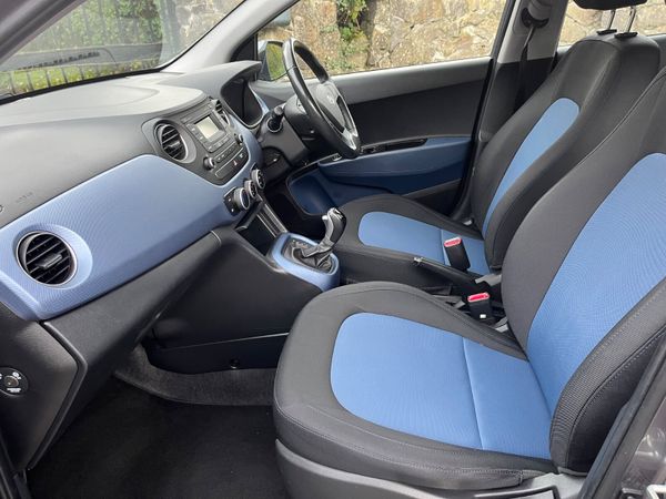 Hyundai i10 1.0 Deluxe Automatic 368735373