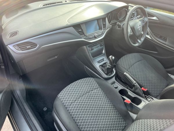 Opel Astra 1.0i Turbo 368732236