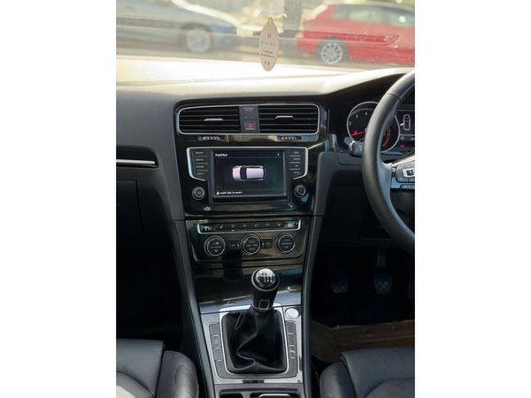 Volkswagen Golf HIGHLINE 1.2 TSI MANUAL 6SPEED FWD 368740583