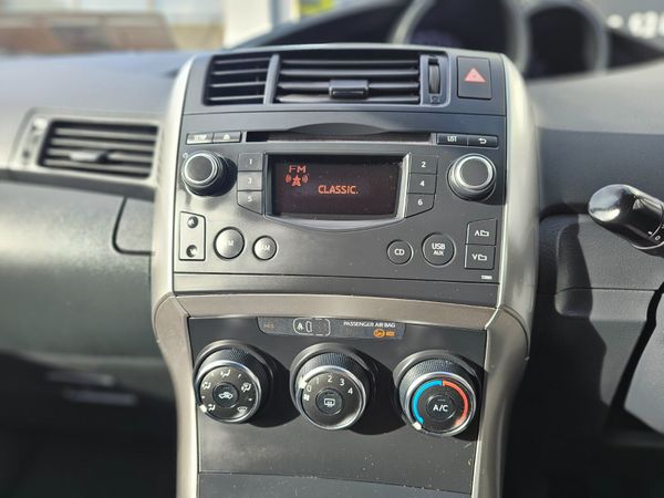 TOYOTA VERSO AURA // 7 SEATER // 08/27 NCT 368756437