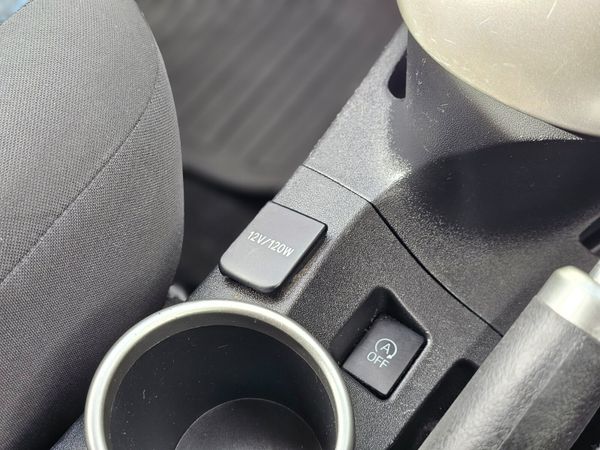 TOYOTA VERSO AURA // 7 SEATER // 08/27 NCT 368756432