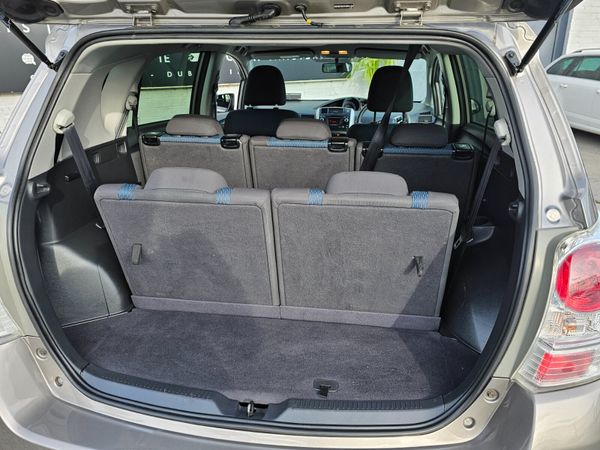 TOYOTA VERSO AURA // 7 SEATER // 08/27 NCT 368756444