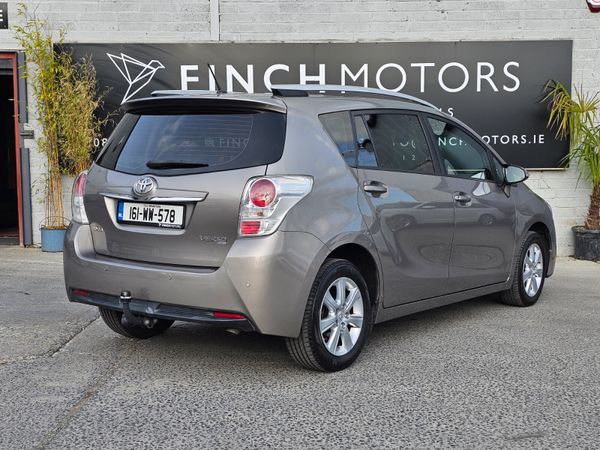 TOYOTA VERSO AURA // 7 SEATER // 08/27 NCT 368756447