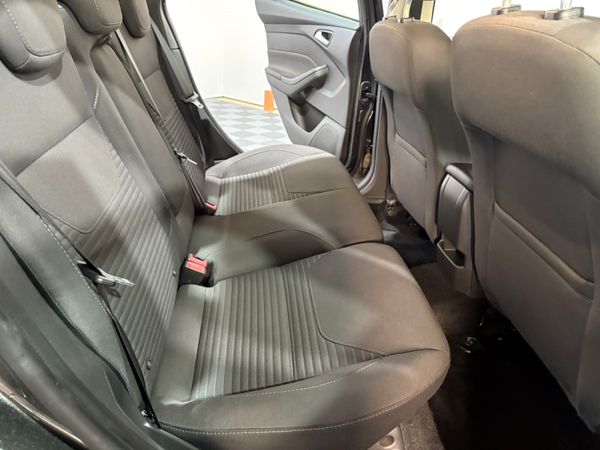 2018 Ford Focus Titanium 1.5 TDCi 95 Bhp 368761878