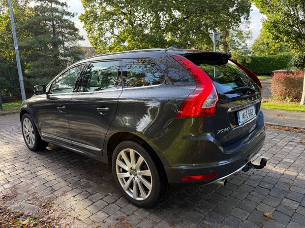 Volvo XC60 2014 LOW KMS SE LUXURY 368779460
