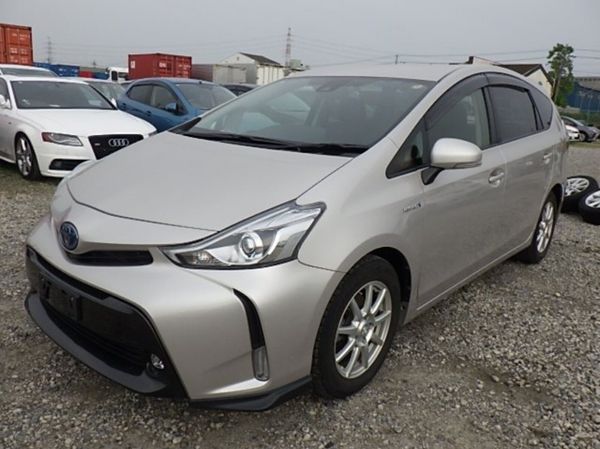 2018 - 7 Seater Toyota Prius. Low milage/ NCT 368814763