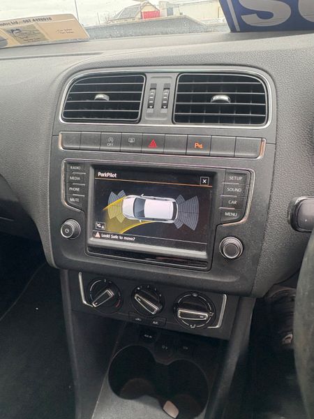 Volkswagen Polo 2016 368835707