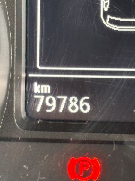 Volkswagen Polo 2016 368835708