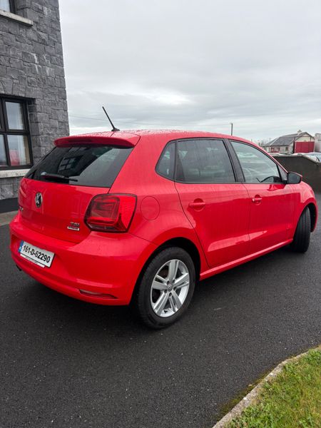 Volkswagen Polo 2016 368835701
