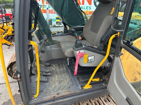 2011 VOLVO Ec 210 CL TRACK MACHINE....11,824 hrs. 368845134