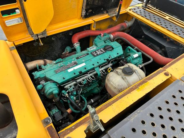 2011 VOLVO Ec 210 CL TRACK MACHINE....11,824 hrs. 368845145