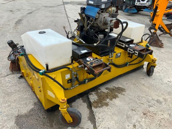 MULTISWEEP 425, ROAD BRUSH / COLLECTOR...4162. 368845502