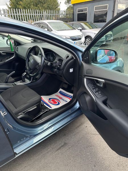 Volvo V40 2014 368854809