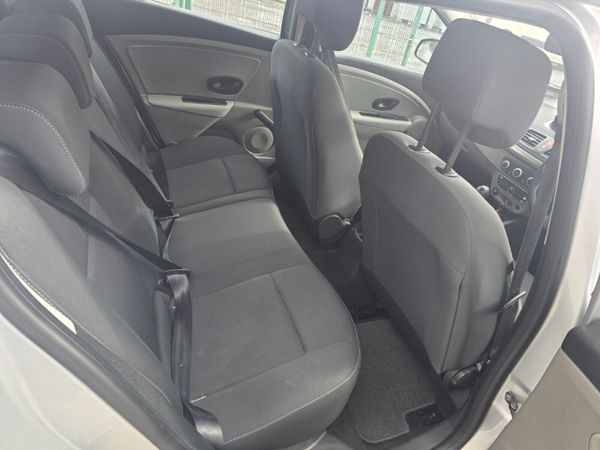 Renault Megane 2010 368855939