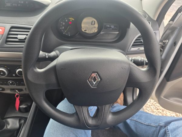 Renault Megane 2010 368855941