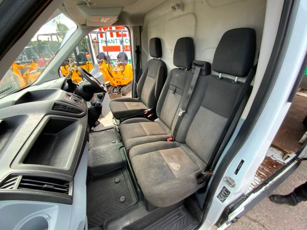 Ford Transit 368850177
