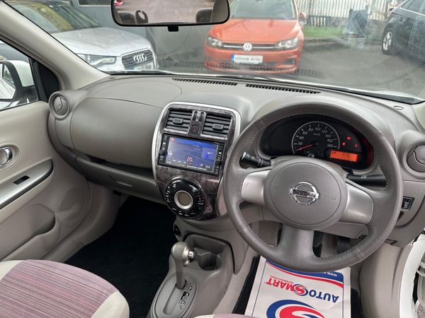 Nissan March 368851405