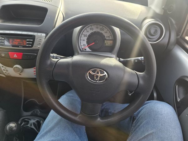 Toyota Aygo 2012 368869345