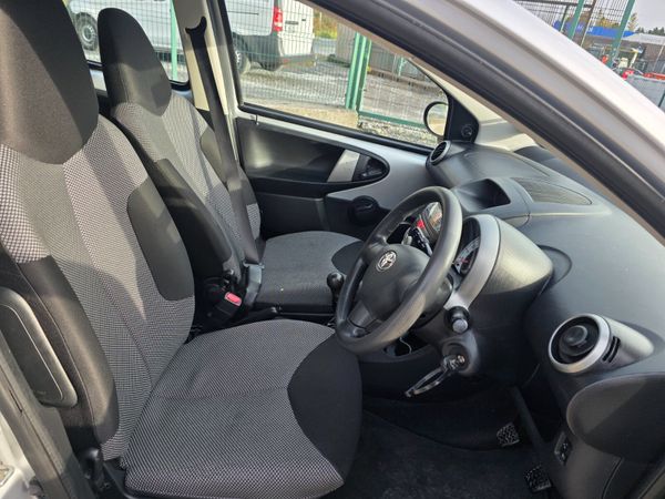 Toyota Aygo 2012 368869346