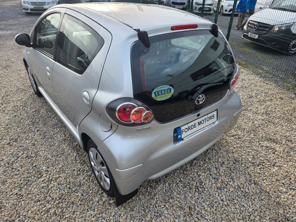 Toyota Aygo 2012 368869341