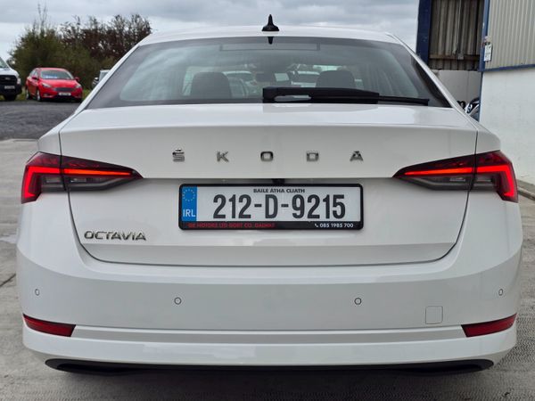 212 Skoda Octavia 2.0 TDI HIGH SPEC LOW MILES 368878561