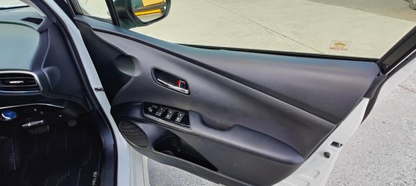 Toyota Prius 2016 full Spec 368870038
