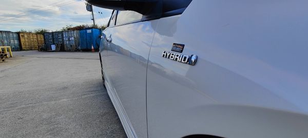 Toyota Prius 2016 full Spec 368870031