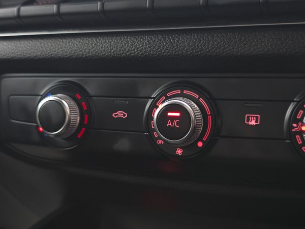 AUDI A3 2016 1.6 TDI SALOON BLACK EDT STYLING 368885235