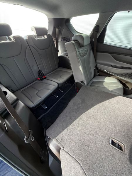 Santa Fe *7seater 2.2 CRDi 4WD Executive Plus 368896204