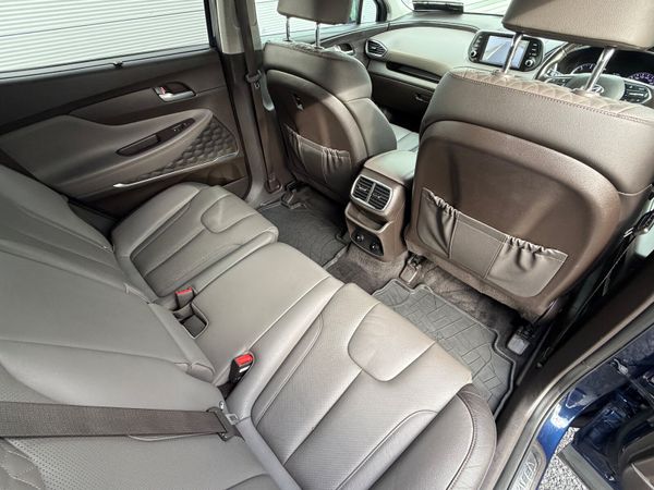 Santa Fe *7seater 2.2 CRDi 4WD Executive Plus 368896203