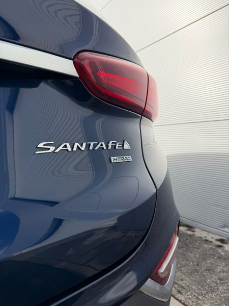 Santa Fe *7seater 2.2 CRDi 4WD Executive Plus 368896215