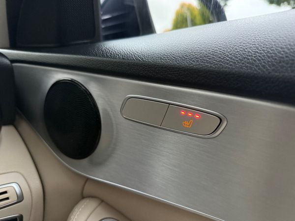 Mercedes-Benz C-Class 2018 Automatic Petrol 368896388