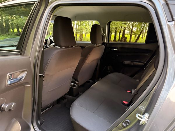 2024 Suzuki Swift 1.2 Dualjet Hybrid SZ- 368897770