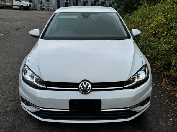 Volkswagen Golf Automatic 1.2 TSI 368899792