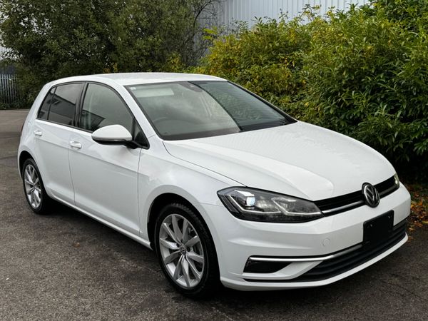 Volkswagen Golf Automatic 1.2 TSI 368899853