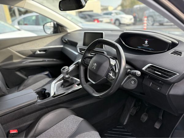 Peugeot 3008 ALLURE 1.2 130 4DR 368905265