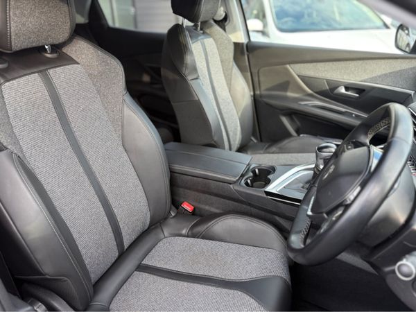 Peugeot 3008 ALLURE 1.2 130 4DR 368905266