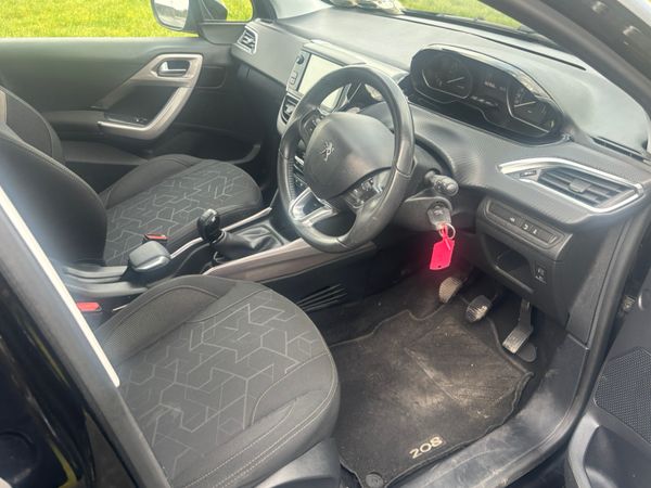 2016 PEUGEOT 2008 1.2 Petrol 368907257
