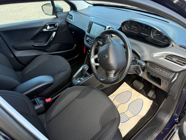 Peugeot 208 2017 1.2 Petrol Auto 368913578