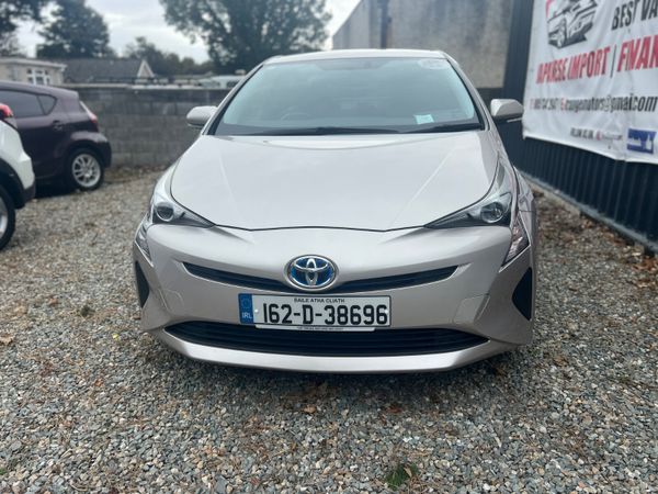 Toyota Prius ** new Arrival **2016 368924991